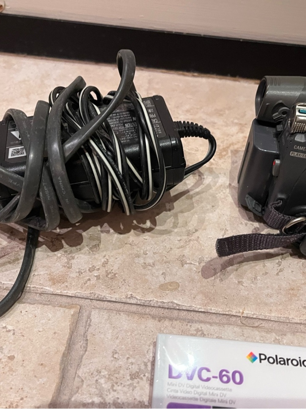 Sony Handycam Camcorder for parts Ricoh camera Polaroid blank tapes new and used - Picture 4 of 9